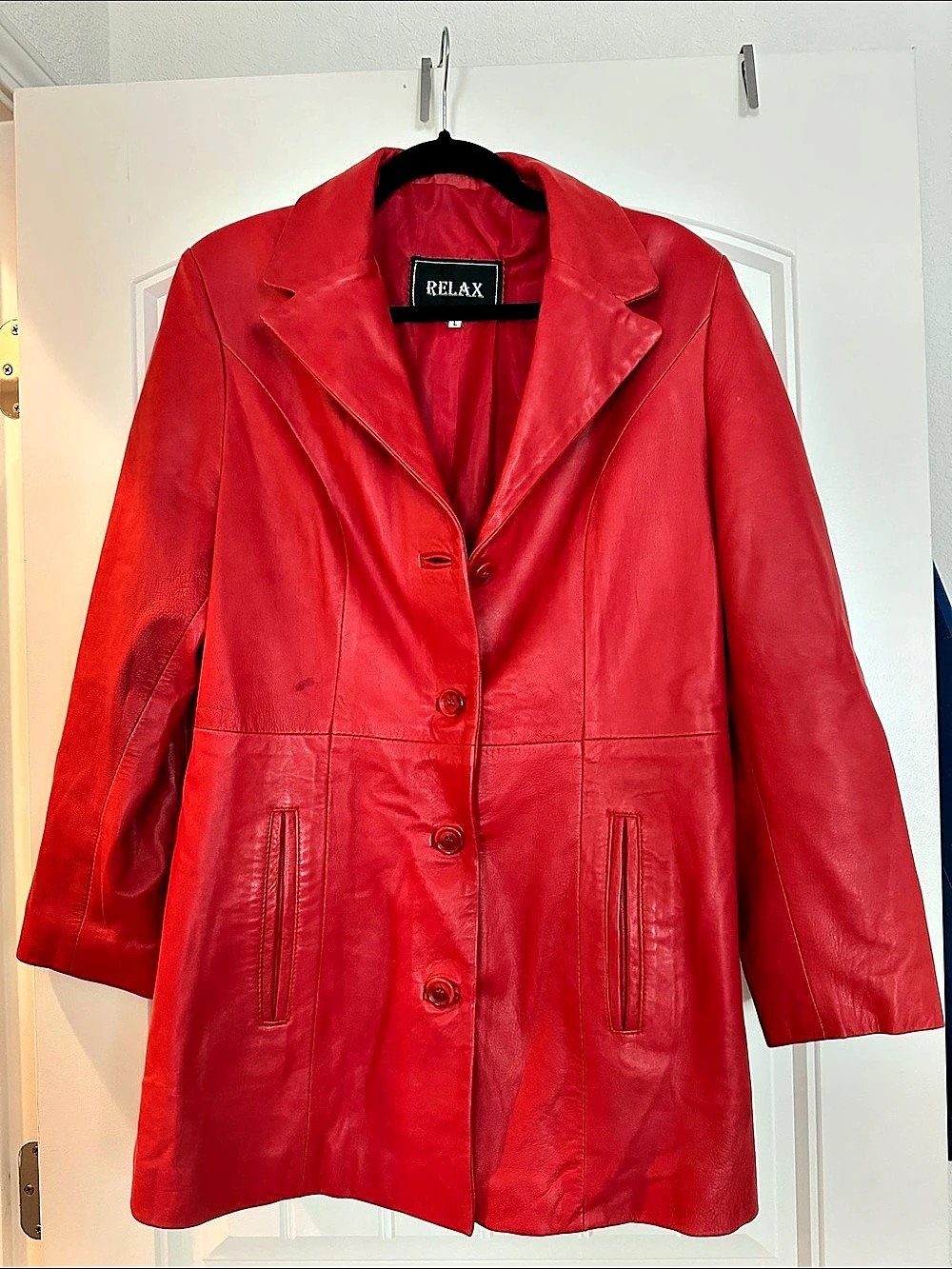 RELAX Leather Coat in Red Size Large vintage leather Vera pelle